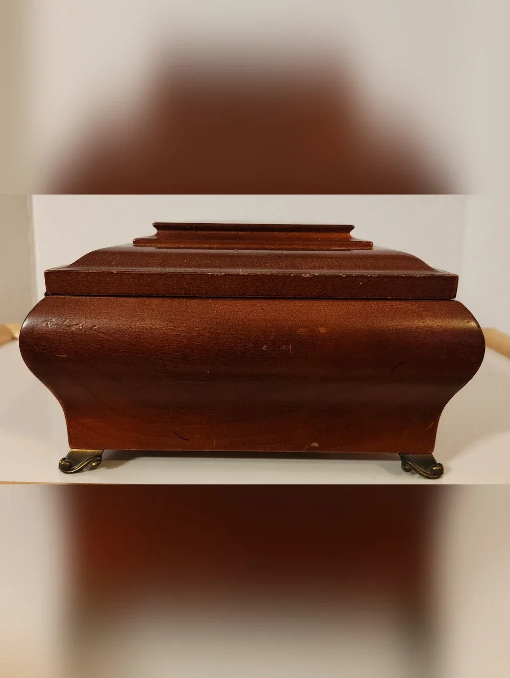 Vintage 1998 Bombay Company Musical Jewelry Box Model 083 Cherry Wood Sankyo